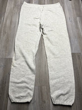 Load image into Gallery viewer, Vintage 80s Lee Gusseted Sweatpants – Heather Gray – Size L – Made in USA